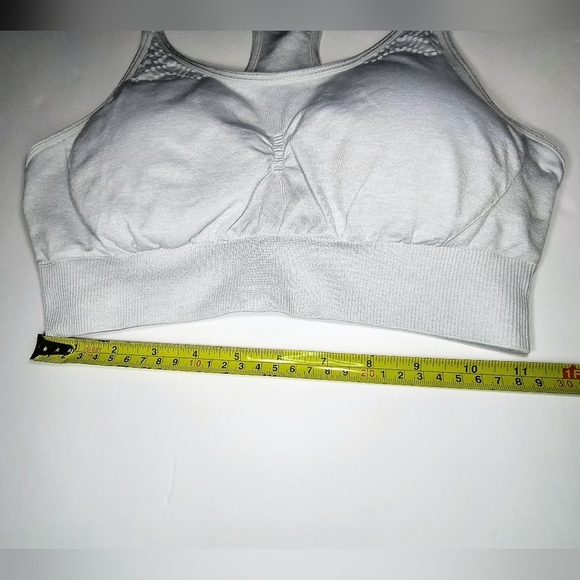 Yogalicious Women's Racerback Padded Wireless Yoga Sports Bra, M - Picture 5 of 6